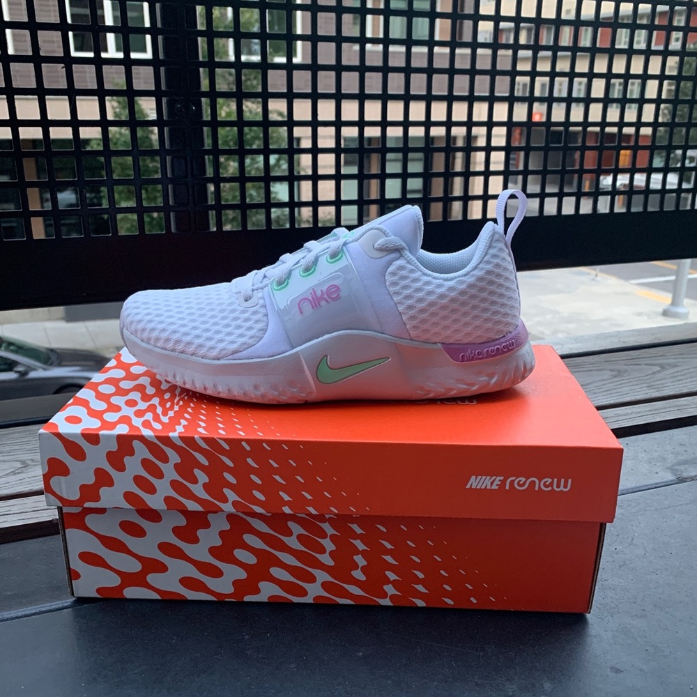 Nike Renew In-Season TR 10. Women’s size 5.